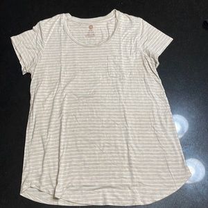 Kindred Braverly Everyday nursing tee